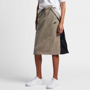 NWT Nike Tech Hypermesh Midi Skirt Tan Black